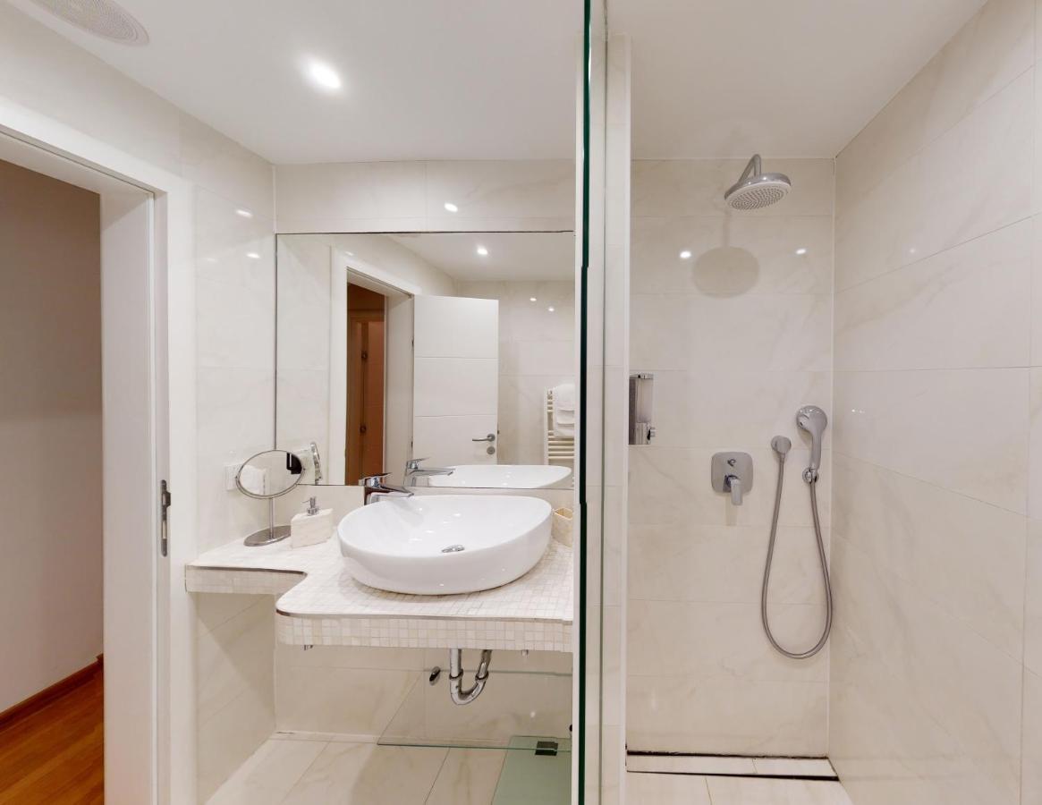 La Dolce Vita Zagreb, Centrally Located & Spacious Apartment Exterior foto